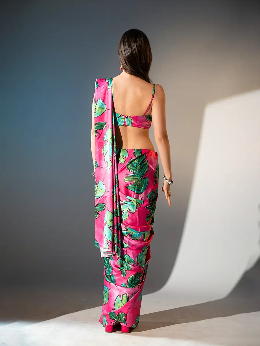 Retro Printed Satin Saree - Image 4