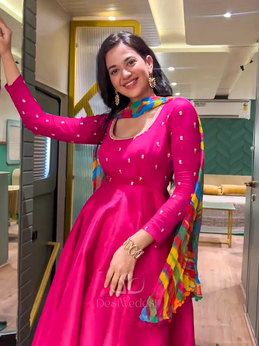 Anarkali Pink Kurta and Pant Set - Image 3